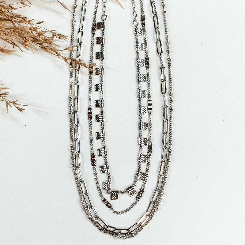 String Me Along Necklace in Silver