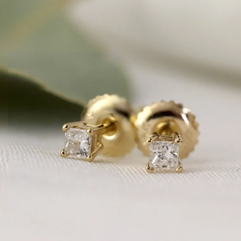 Auriya 14k Gold 1/4ctw Princess Cut Diamond Stud Earrings (J-K, I2-I3)