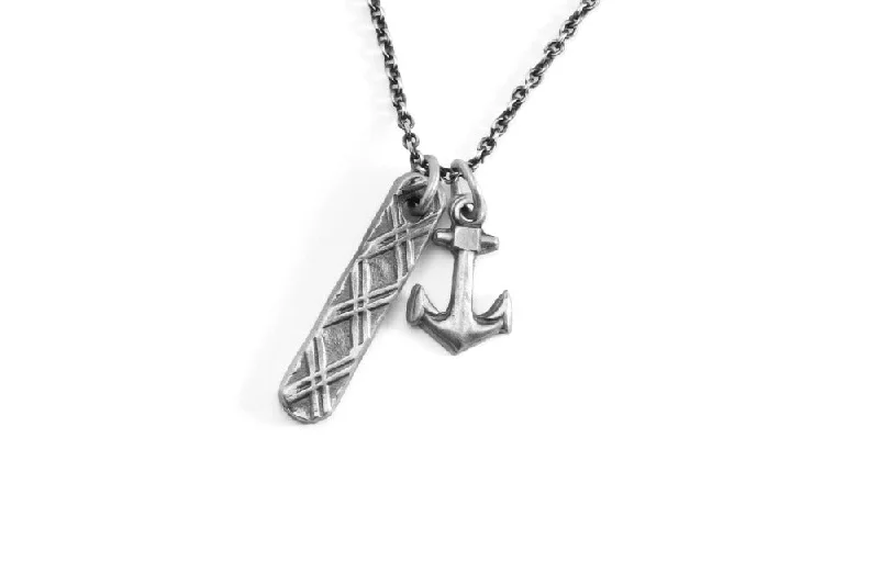 #091 - Necklace Anchor and cross pattern tag