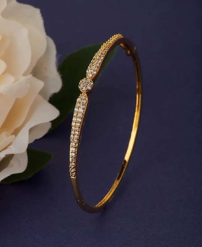 Simple and Classic Gold Metallic Bangle